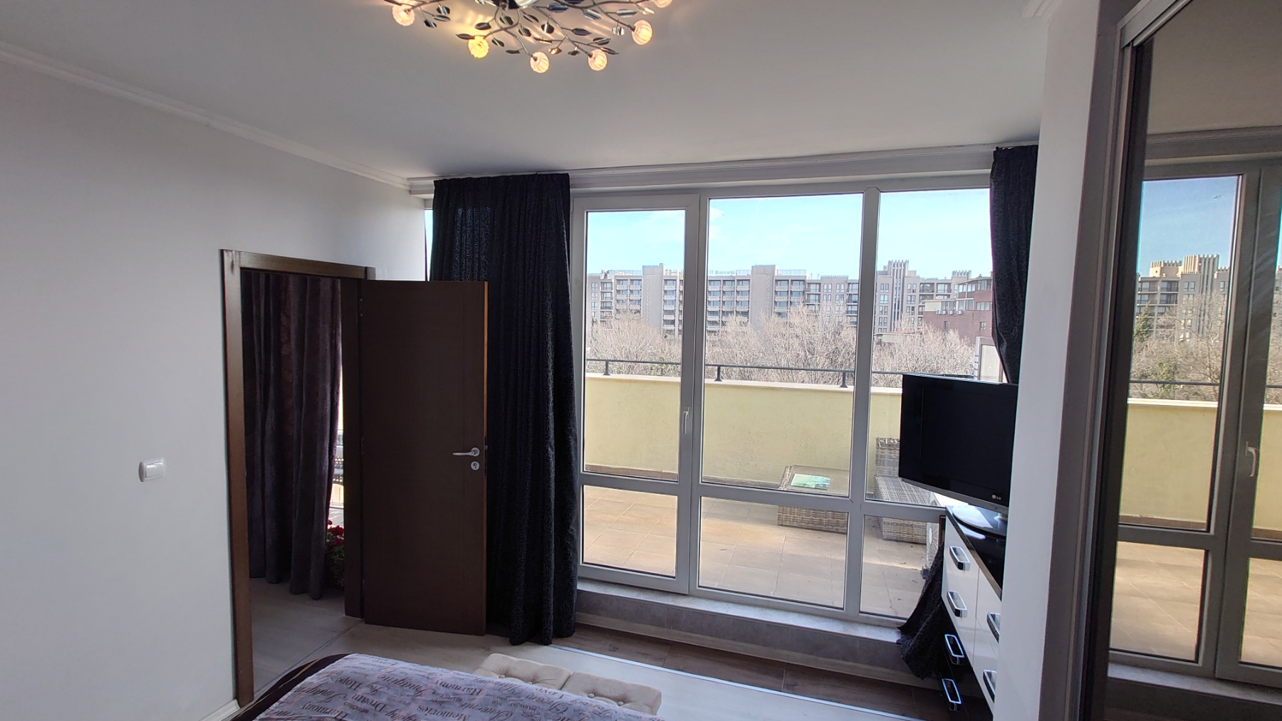 1-Bedroom Apartment in Жилищна сграда | Sunny Beach — Apartment For Sale in Sunny Beach, Burgas